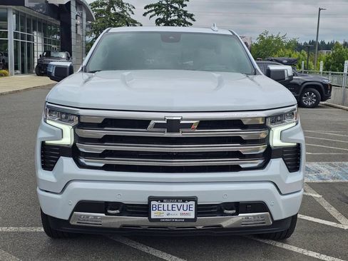 New 2026 Chevrolet Silverado 1500 High Country AWD/4WD image 8