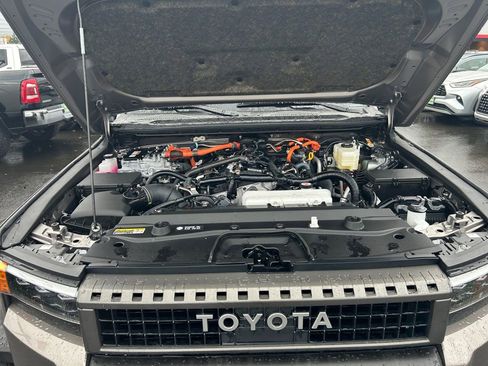 Used 2025 Toyota Land Cruiser PREMIUM image 29