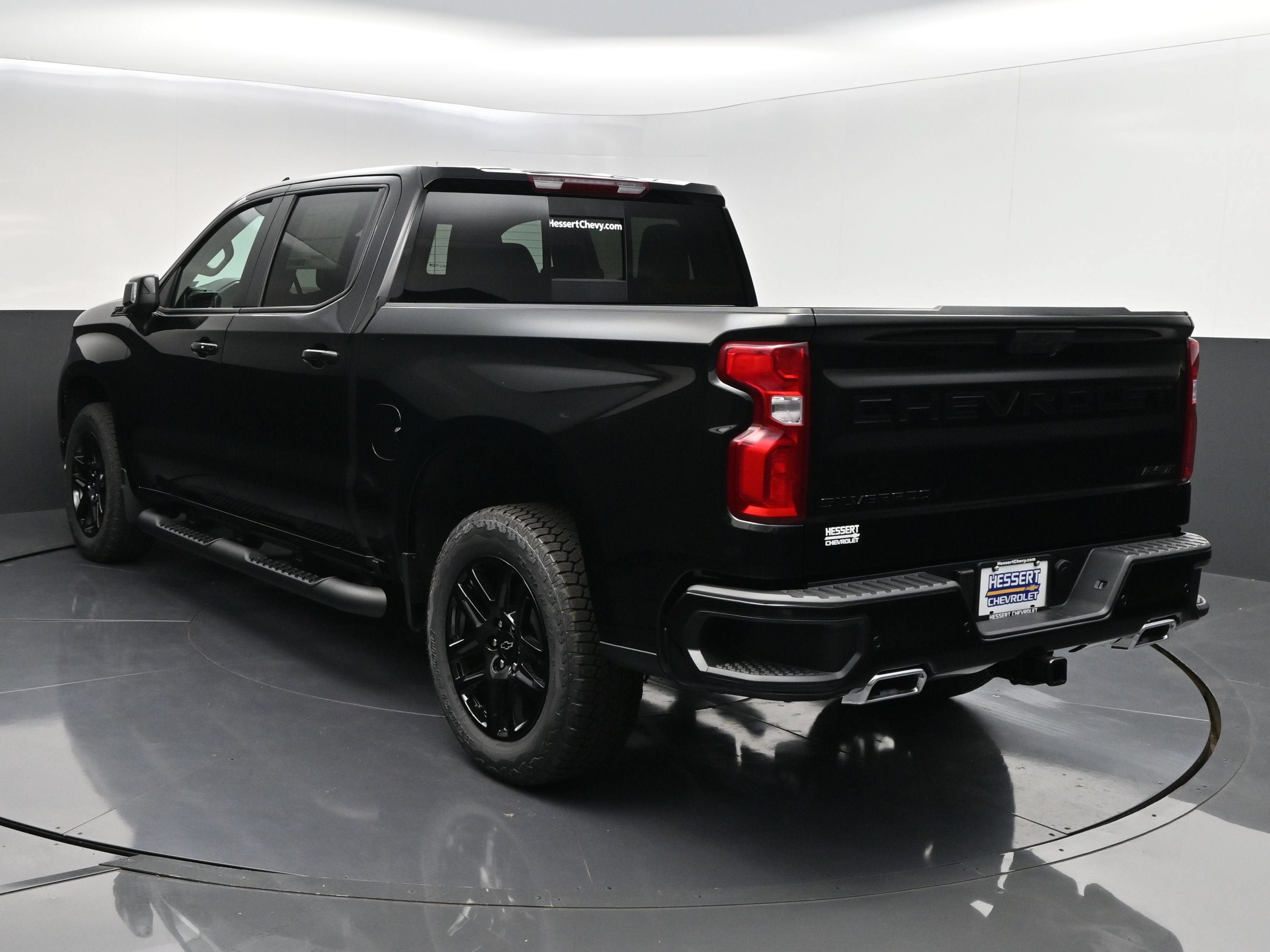New 2026 Chevrolet Silverado 1500 RST w/ RST All Star Premium Package AWD/4WD image 6