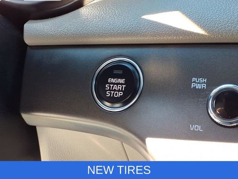 Used 2022 Kia Sportage LX w/ LX FWD Value Edition Package image 21