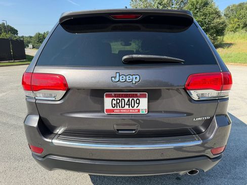 Used 2018 Jeep Grand Cherokee Limited RWD image 4