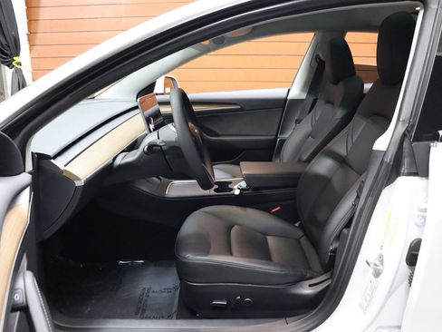 Used 2023 Tesla Model 3 Standard Range image 21