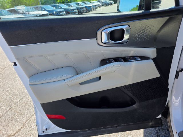 Used 2021 Kia Sorento SX AWD/4WD image 29