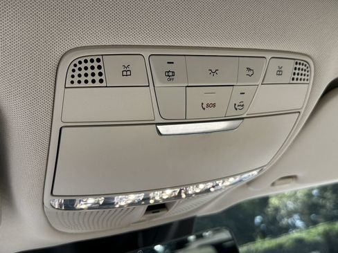 Certified 2021 Mercedes-Benz GLC 300 image 32