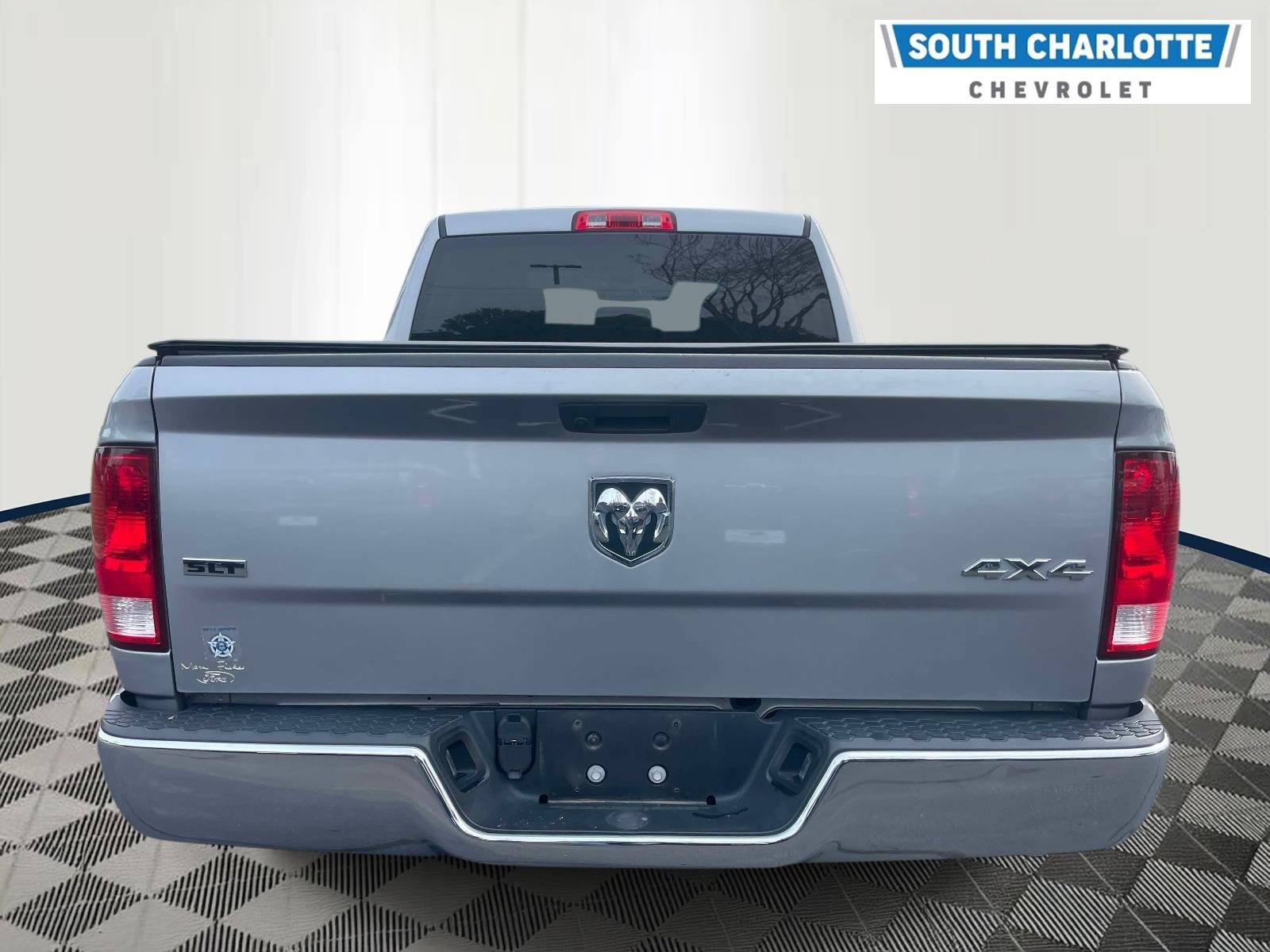 Used 2024 RAM 1500 Classic SLT AWD/4WD image 5
