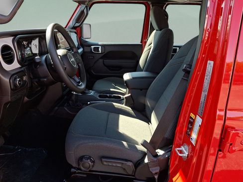 New 2026 Jeep Wrangler Unlimited Sport AWD/4WD image 9