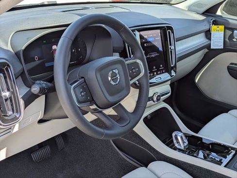 New 2026 Volvo XC40 B5 Plus w/ Protection Package Premier image 7