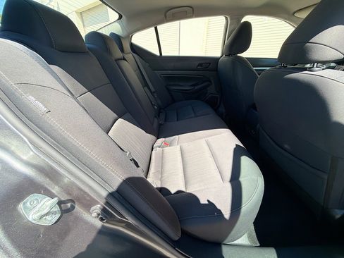 Used 2023 Nissan Altima 2.5 SV FWD image 26