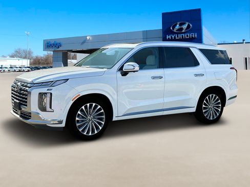 Used 2025 Hyundai Palisade Calligraphy AWD/4WD image 2