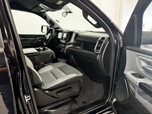 Used 2022 RAM 1500 Big Horn AWD/4WD image 24