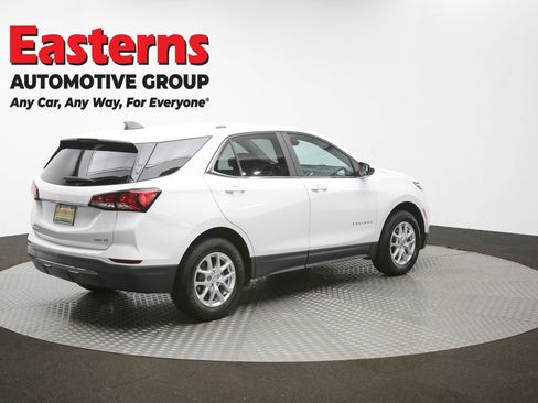 Used 2022 Chevrolet Equinox LT image 40