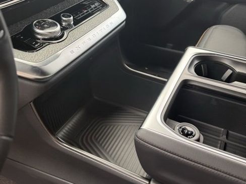 New 2026 Ford Expedition Tremor image 25