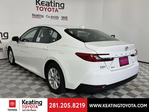 New 2026 Toyota Camry LE image 10