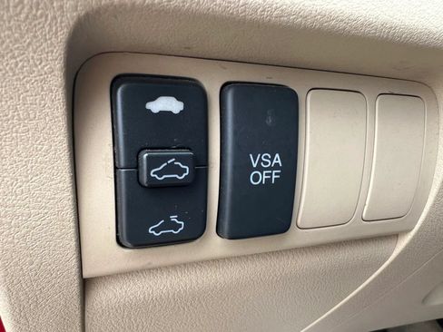 Used 2008 Acura TSX w/ Navigation FWD image 21