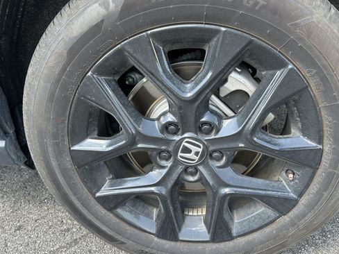 Used 2025 Honda HR-V Sport image 13