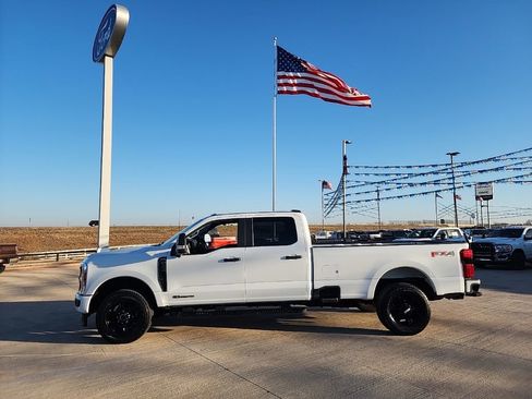 Used 2023 Ford F250 XL w/ STX Appearance Package image 3
