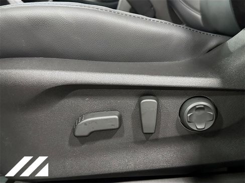 Used 2025 Subaru Ascent Bronze Edition w/ Popular Package #2 image 21