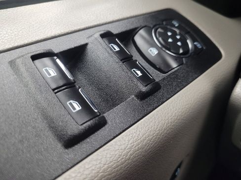 Used 2019 Ford F150 XLT w/ Trailer Tow Package image 27