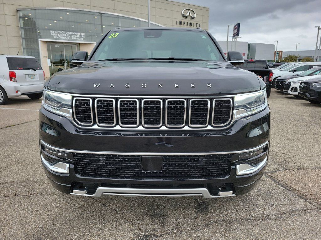 Used 2023 Jeep Wagoneer Series II w/ Premium Group I AWD/4WD image 8