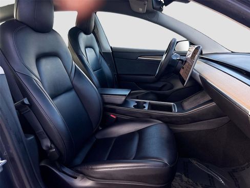 Used 2022 Tesla Model 3 Long Range image 30