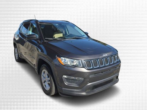 Used 2018 Jeep Compass Sport FWD image 1
