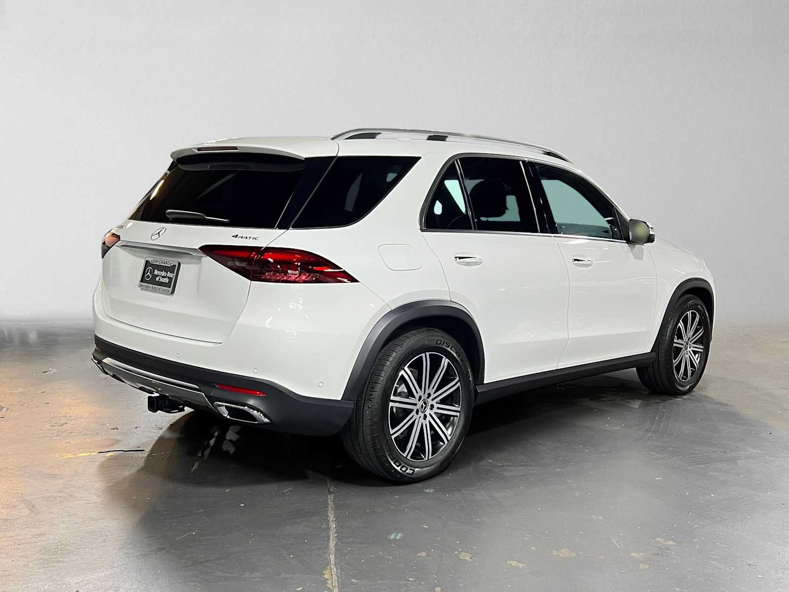 Used 2026 Mercedes-Benz GLE 350 4MATIC image 3