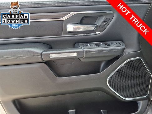 Used 2025 RAM 1500 Laramie AWD/4WD image 12