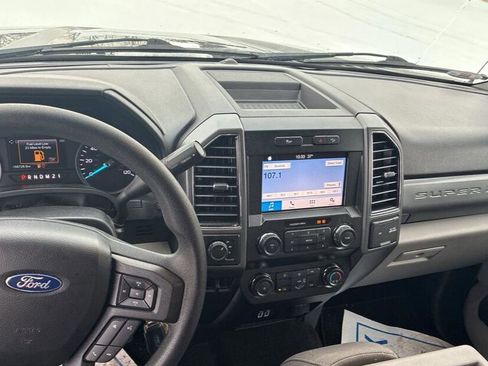 Used 2019 Ford F250 XLT w/ XLT Value Package image 12