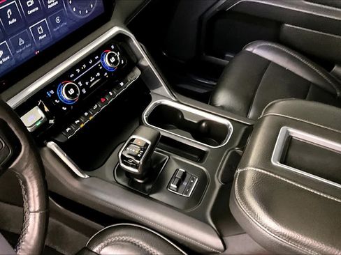 Used 2022 GMC Sierra 1500 Denali w/ Denali Reserve Package RWD image 16