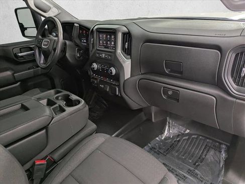 Used 2024 GMC Sierra 2500 Pro w/ 1SA Pro Safety Plus Package image 19