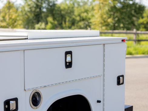 Used 2017 Chevrolet Silverado 3500 W/T RWD image 25