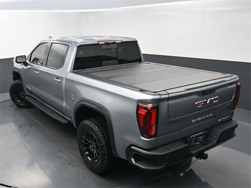Used 2023 GMC Sierra 1500 AT4X image 40