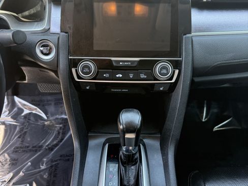Used 2016 Honda Civic Touring image 15