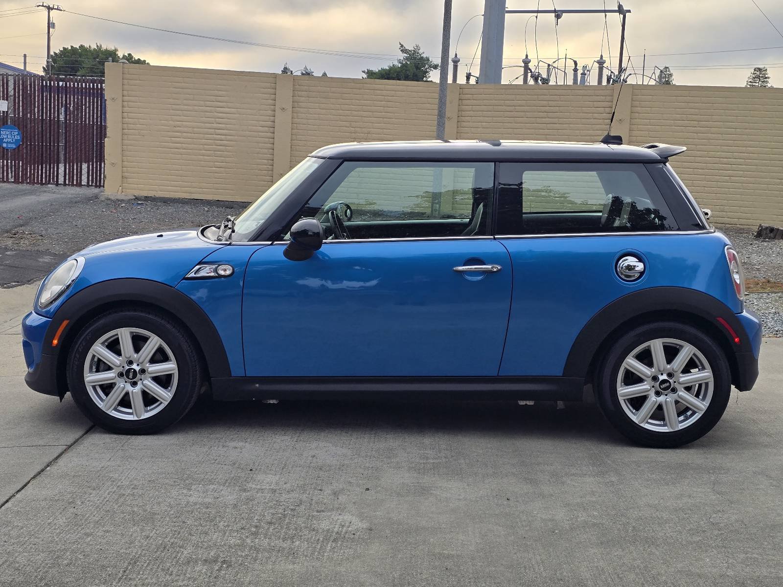 Used 2012 MINI Cooper S FWD image 4