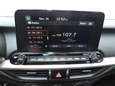 Used 2021 Kia Forte LXS image 17