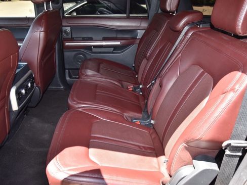 Used 2023 Ford Expedition Max Limited RWD image 11