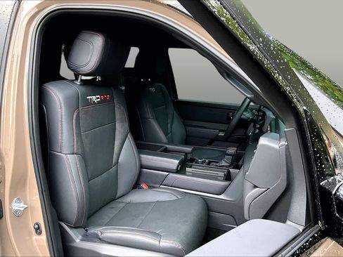 Used 2025 Toyota Sequoia TRD Pro AWD/4WD image 9