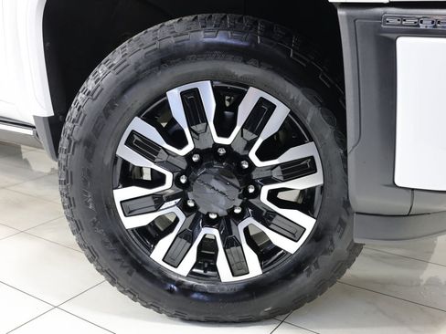 Used 2025 GMC Sierra 2500 Denali Ultimate AWD/4WD image 14