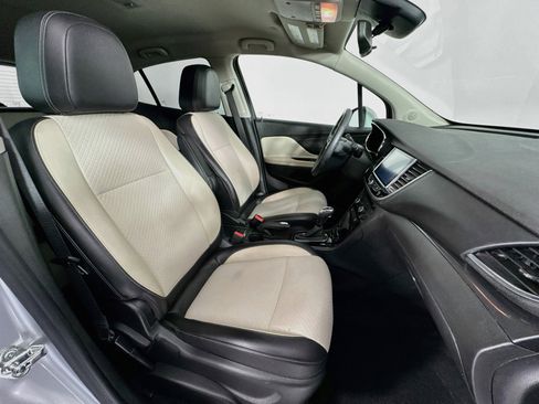 Used 2018 Buick Encore Preferred FWD image 25
