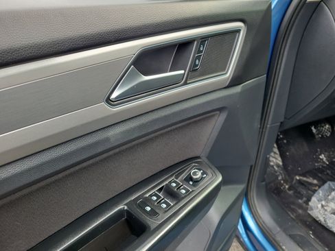 Used 2019 Volkswagen Atlas S image 18