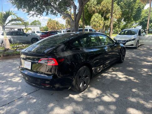Used 2023 Tesla Model 3 Standard Range RWD image 7