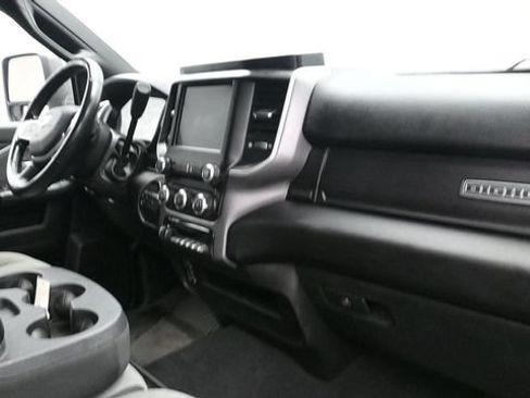 Used 2023 RAM 2500 Big Horn w/ Level 1 Equipment Group AWD/4WD image 16