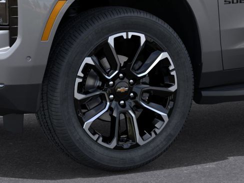 New 2026 Chevrolet Suburban RST AWD/4WD image 11