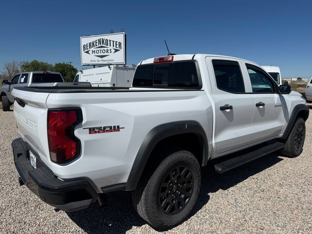 Used 2023 Chevrolet Colorado Trail Boss w/ LPO, Skid Plate Package AWD/4WD image 11
