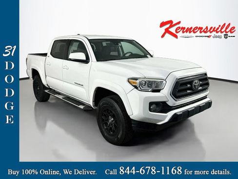 Used 2020 Toyota Tacoma SR5 RWD image 1