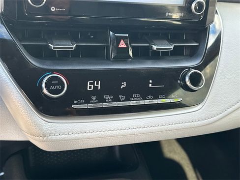 Certified 2022 Toyota Corolla SE image 28