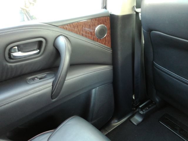 Used 2017 Nissan Armada Platinum RWD image 34