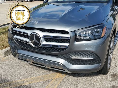 Used 2022 Mercedes-Benz GLS 450 4MATIC image 11