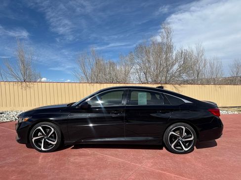 Used 2022 Honda Accord Sport image 4