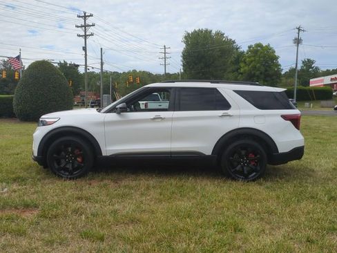 Used 2023 Ford Explorer ST w/ Equipment Group 401A AWD/4WD image 10